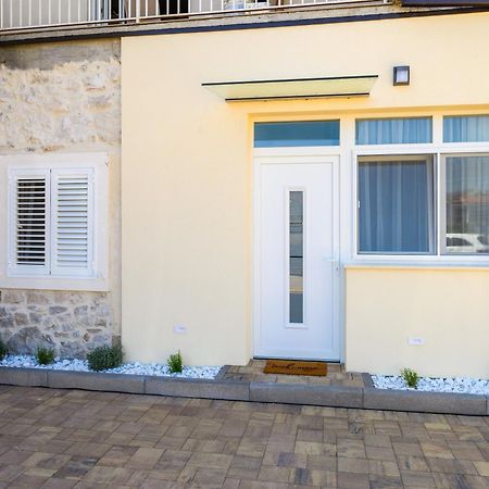 Apartmani Boras Metković エクステリア 写真