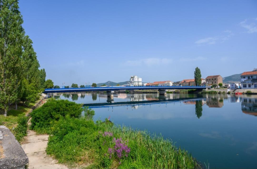 Apartmani Boras Metković エクステリア 写真