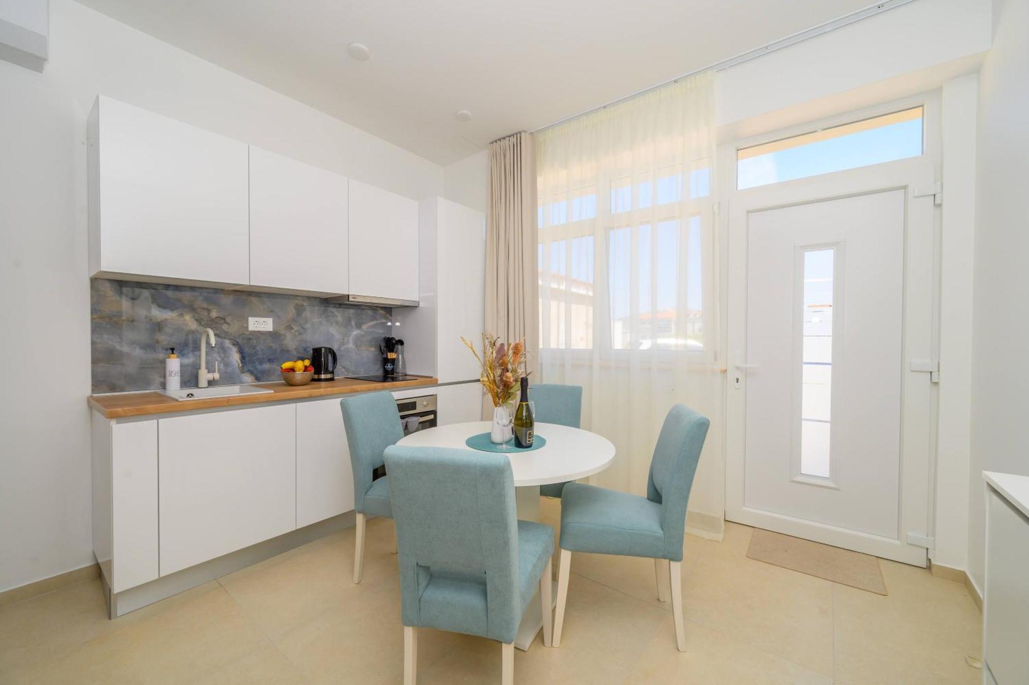 Apartmani Boras Metković エクステリア 写真