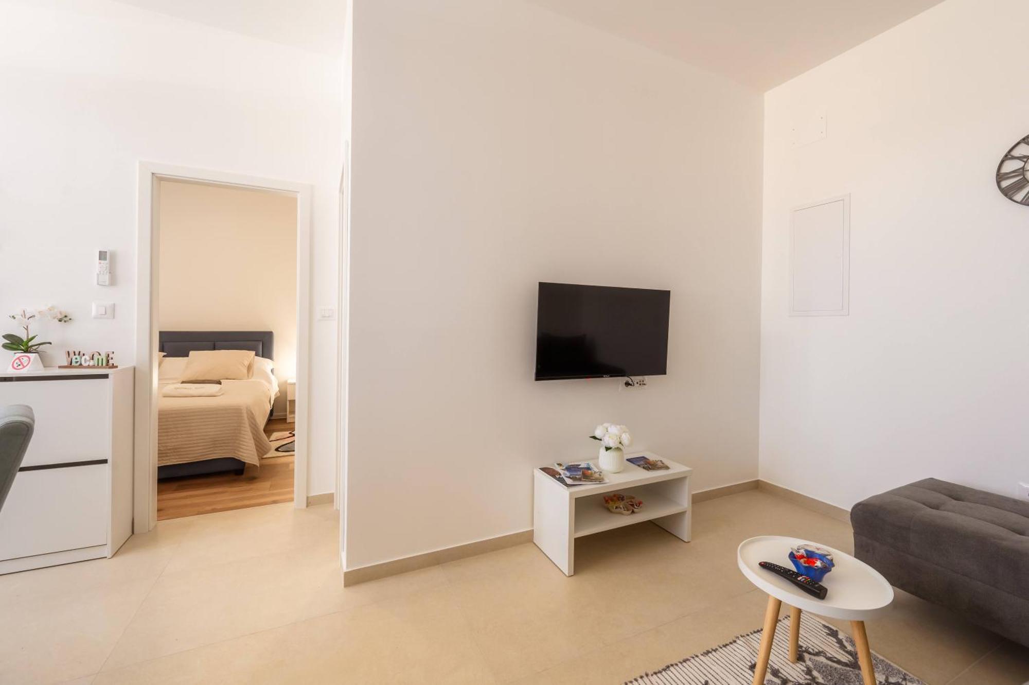 Apartmani Boras Metković エクステリア 写真